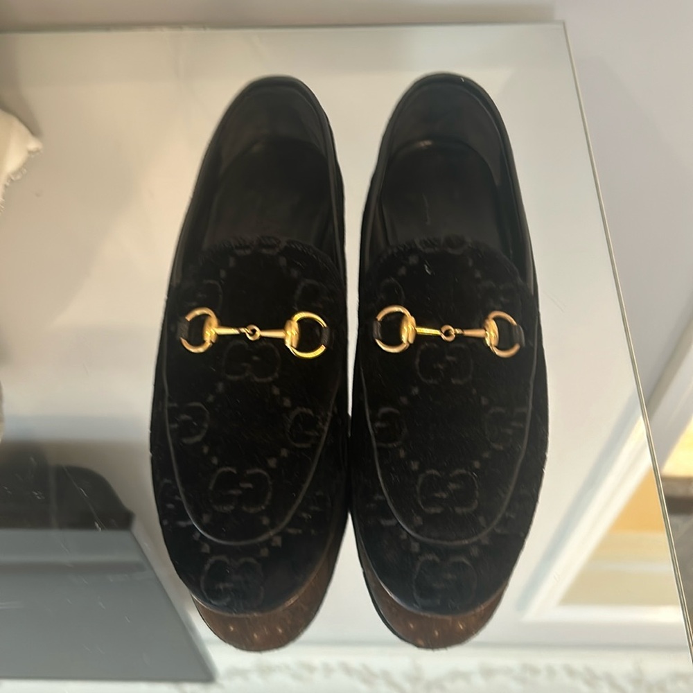 Flat gucci gg velvet loafers very comfortable
